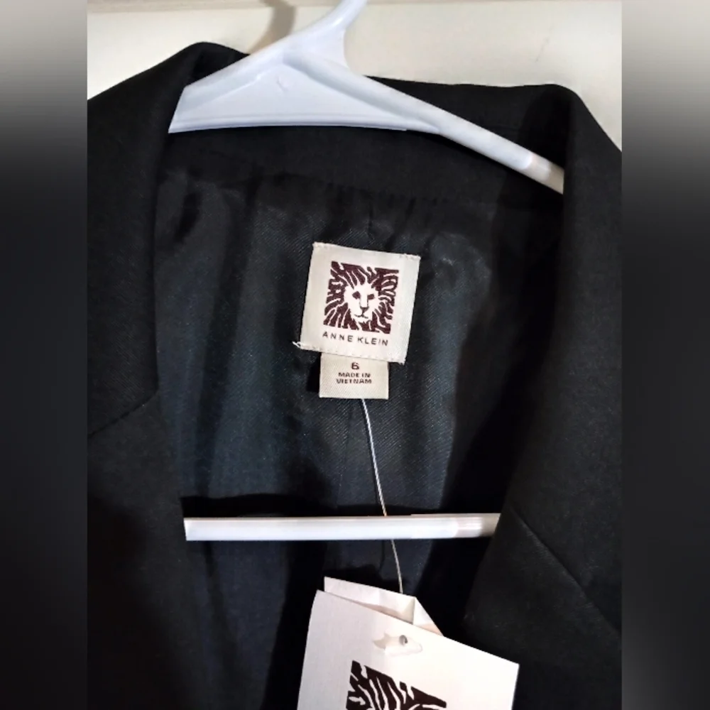 Anne Klein size 6 women's black dress jacket - Picture 2 of 3